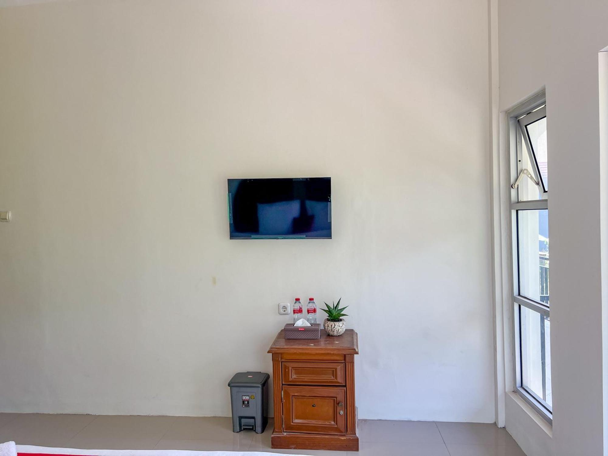 מלון Reddoorz Syariah Near Pengadilan Agama וונוסובו מראה חיצוני תמונה